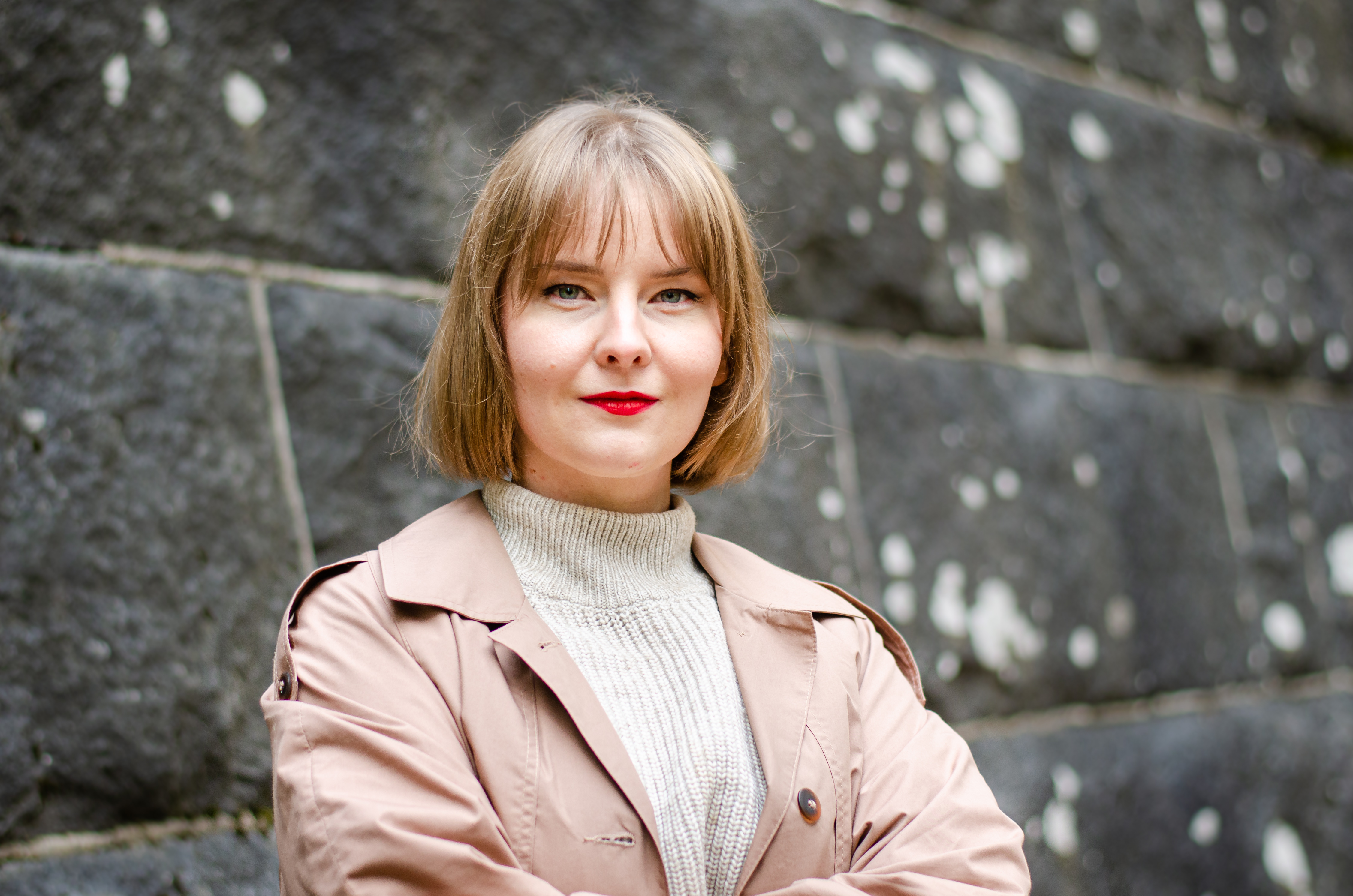 Eeva Åkerbladin kirjailijakuva